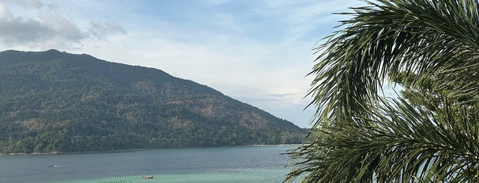 Mountain Resort is one of Koh Lipe.