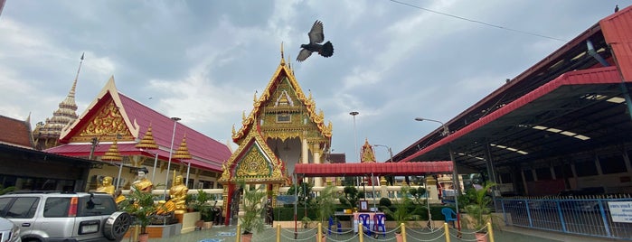 วัดกำแพง is one of นนทบุรี.