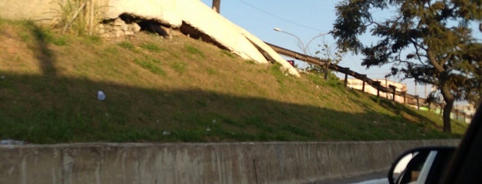 Ponte Nordestina is one of Pontes - São Paulo.