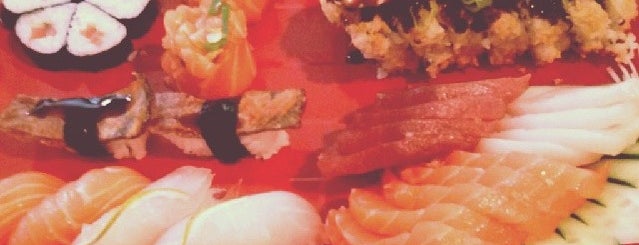 Art In Sushi is one of Tempat yang Disukai Susan.