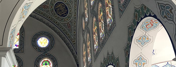 Velibaba Merkez Cami is one of Olcay'ın Beğendiği Mekanlar.