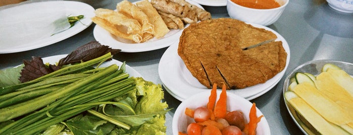 Nem Nướng Đặng Văn Quyên is one of NhaTrang Foods.