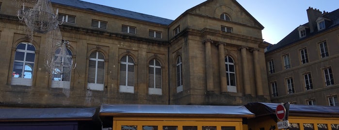 Place de Chambre is one of Metz.