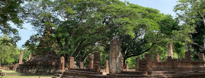 วัดสวนแก้วอุทยานใหญ่ is one of ตาก, สุโขทัย, กำแพงเพชร.