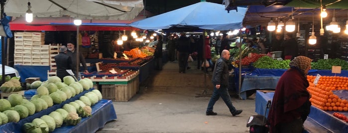 Perşembe Pazarı is one of Buğlem'in Beğendiği Mekanlar.