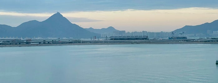 Sheraton Hong Kong Tung Chung Hotel is one of Hotels 1.