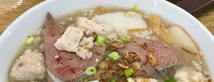 Rong Fa (Mui Siong) Minced Meat Noodle 榮發(梅松)肉脞面 is one of Wanna try soon!.