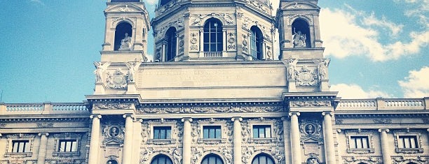 Viyana Sanat Tarihi Müzesi is one of Vienna.