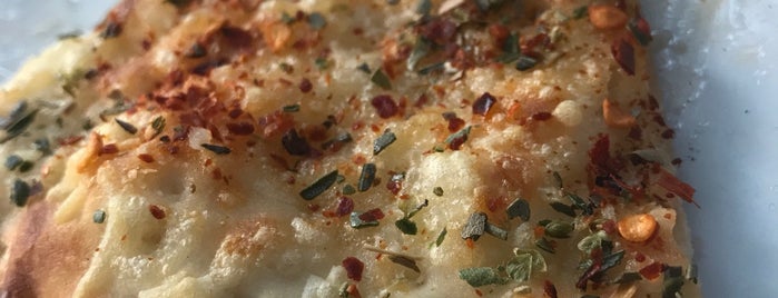 Pizano Pizzeria is one of Reha'nın Beğendiği Mekanlar.