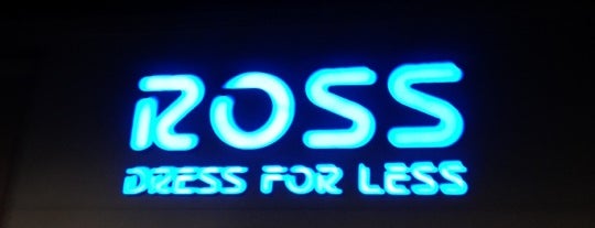 Ross Dress for Less is one of Área da Disney.