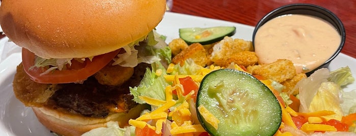 Red Robin Gourmet Burgers and Brews is one of Fav Foodie Spots.