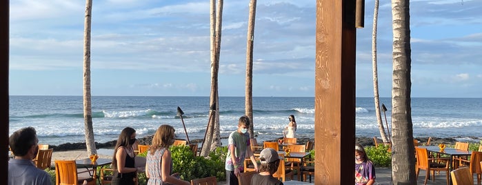 ULU Ocean Grill is one of Hawai’i Favorites.