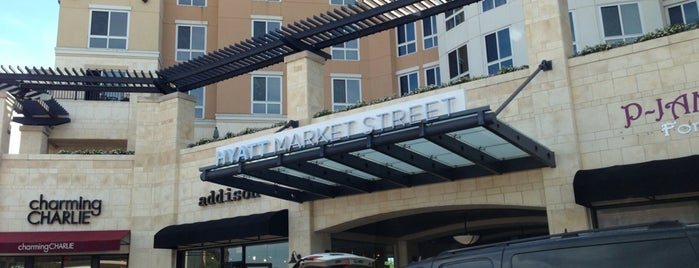 Hyatt Centric The Woodlands is one of Gregory'un Beğendiği Mekanlar.