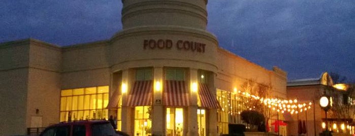 SouthPark Food Court is one of สถานที่ที่ Amy ถูกใจ.