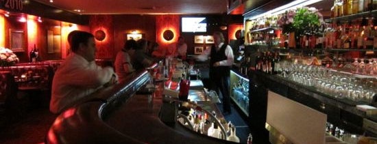 Durant's is one of 14 Fave Places in Metro Phoenix to Eat at the Bar.