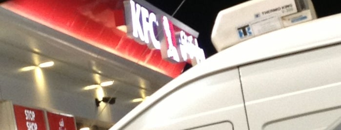 KFC is one of Dubai Food 8.