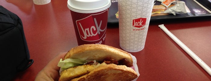 Jack in the Box is one of Terryさんのお気に入りスポット.