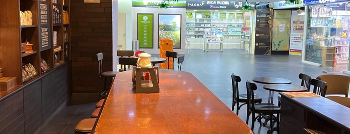 Starbucks is one of Brunei spots.