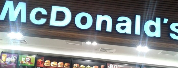 McDonald's is one of Tempat yang Disimpan Gizem.