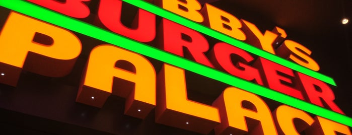 Bobby's Burger Palace is one of Lugares favoritos de Leonda.