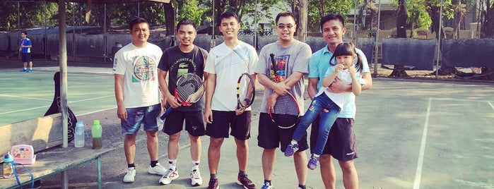 lapangan Tenis pulomas is one of UNIVERSITAS ISLAM JAKARTA ( UIJ ).