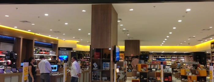 Saraiva is one of Boulevard Londrina Shopping.