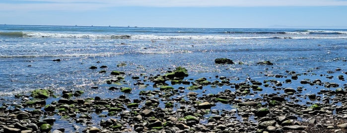 Leadbetter Beach & Park is one of Road trip.