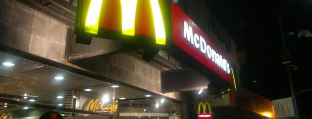 McDonald's is one of Orte, die Vicente gefallen.