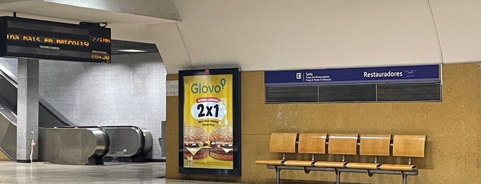 Metro Restauradores [AZ] is one of Lieux qui ont plu à Che.