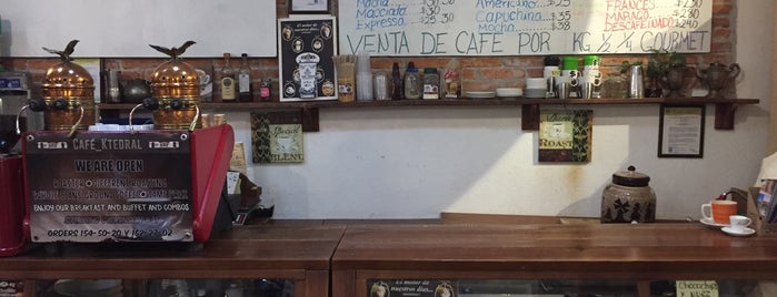 Café Catedral - Sano is one of Locais curtidos por John.