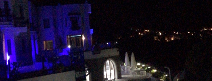 Panorama Hotel is one of สถานที่ที่ Cesim ถูกใจ.