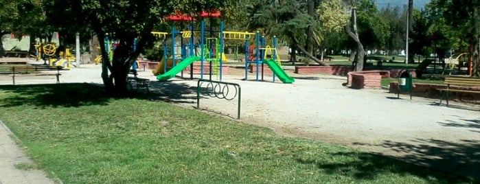 Parque Ramón Cruz is one of Peligroso.