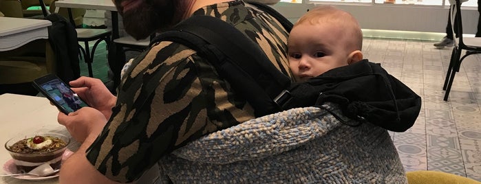 Teneke Kutuda Erkek Bebek Madlen Sutlu Cikolata Bu Urunde Kargo Bedava Eminonu Pazar