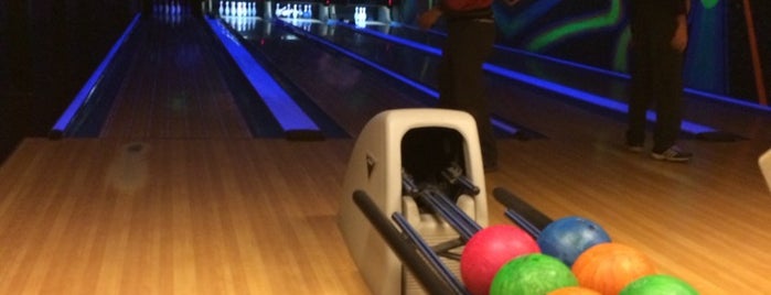 Özde Cafe&Bowling is one of Gülsün 님이 좋아한 장소.