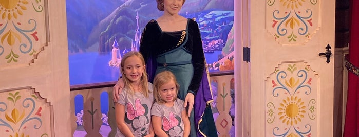 Royal Sommerhus: Meet Anna & Elsa is one of Marcelさんのお気に入りスポット.