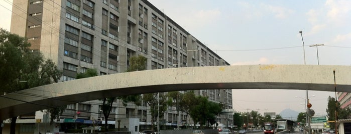 Puente De Piedra Tlatelolco is one of สถานที่ที่ Gabriela ถูกใจ.