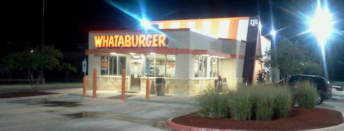 Whataburger is one of huskyboiさんのお気に入りスポット.