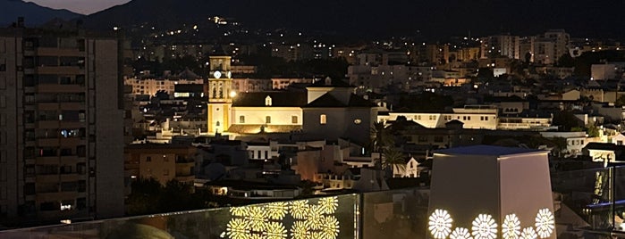 Rooftop Hotel Amare is one of Marbella.