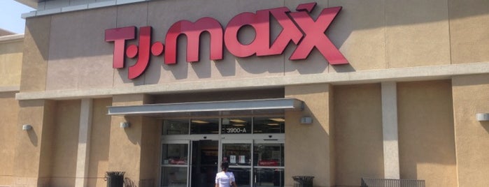 T.J. Maxx is one of Francisさんのお気に入りスポット.