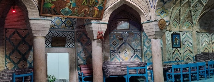 Vakil Traditional Restaurant | سفره خانه وکیل is one of Kerman.