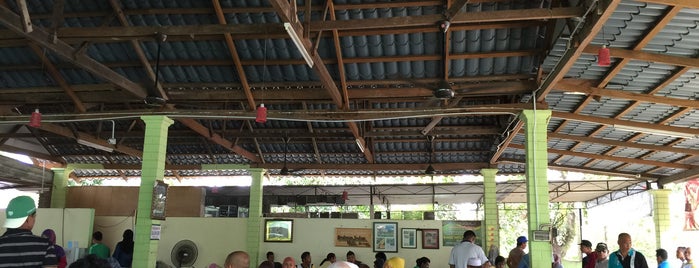 Restoran Sedap Weh (Caw. MABIQ) is one of ꌅꁲꉣꂑꌚꁴꁲ꒒ : понравившиеся места.