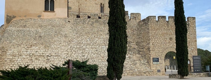El Castell de Castellet is one of Descobrir Catalunya.