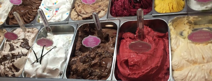 Paulina Ice Cream is one of Eilat.