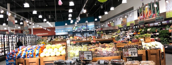 ShopRite of Country Pointe is one of Tempat yang Disukai Reid.