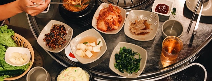 김가네 Bbq Kim Ga Nae Restaurant is one of Cafe/dessert/Western.
