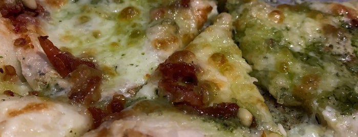The Rock Wood Fired Pizza is one of Posti che sono piaciuti a David.