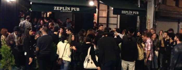 Zeplin Pub & Delicatessen is one of Gideceğim yerler.