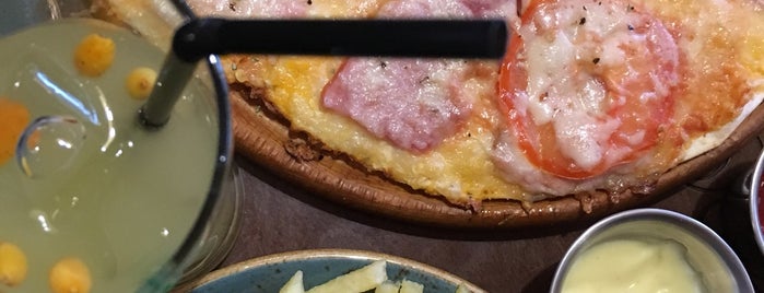 Chili Pizza is one of Posti che sono piaciuti a omerf@ruk ✈ 🌍.