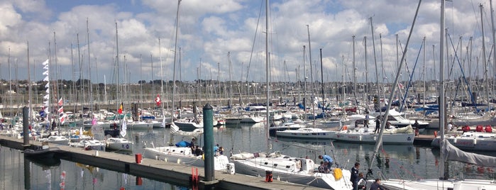 Port du Moulin Blanc is one of Brest.
