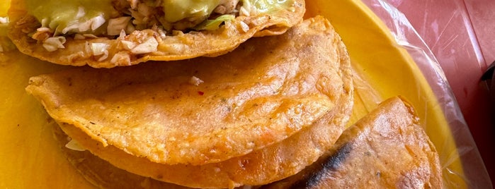 Tacos De Birria Chanfay is one of Do: Puerto Vallarta ☑️.